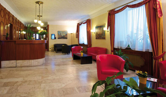 HOTEL CARMEN München