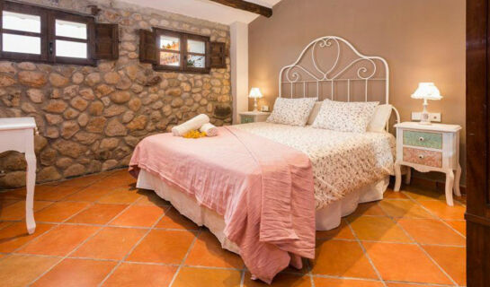 HOTEL MASIA CAN CANYAS & SPA Sant Llorenç d’Hortons